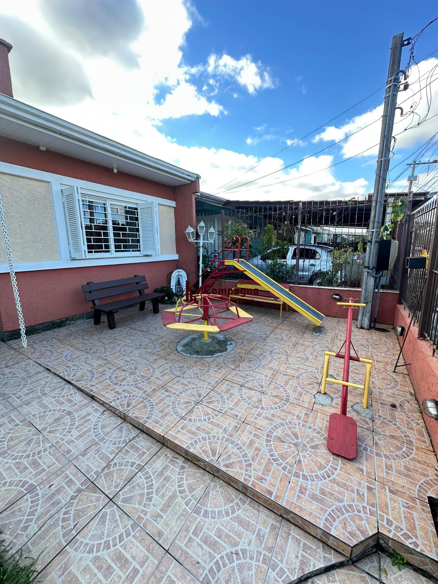 CASA DE ESQUINA NO MORADAS DO SUL - 4 DORMITÓRIOS — foto 3
