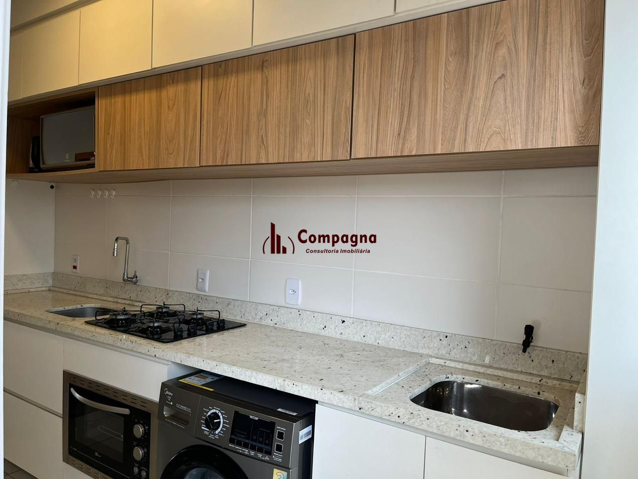 Casa Residencial à Venda no Bairro Hípica 2 dormitórios — foto 3