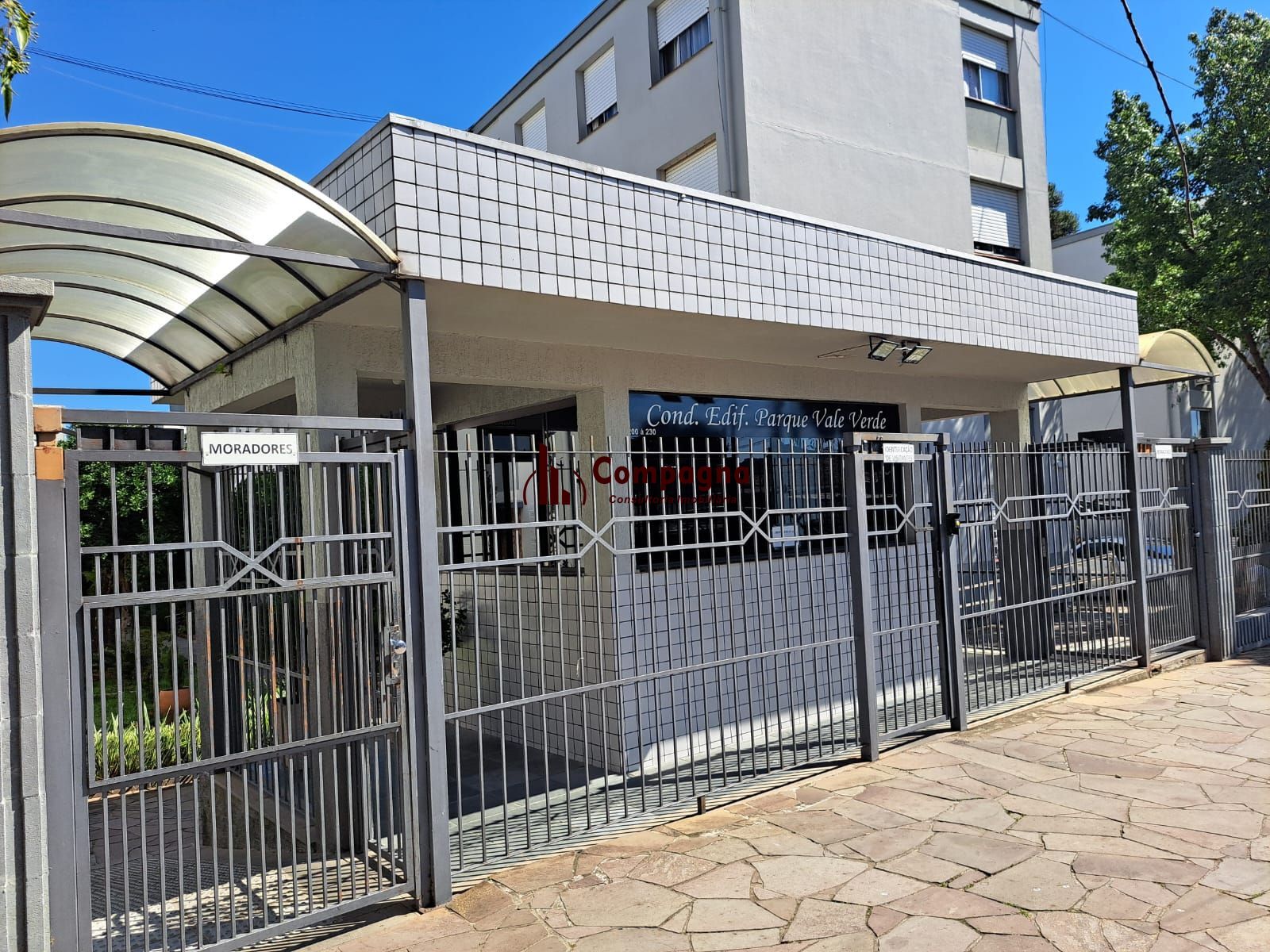 Apartamento no bairro Jardim Sabará - 2 dormitórios