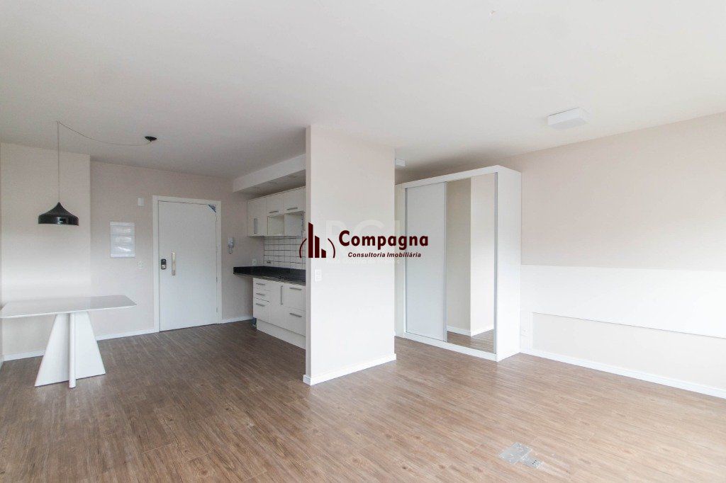Loft para Venda - 38m², 1 dormitório, 1 vaga - Jardim Botânico