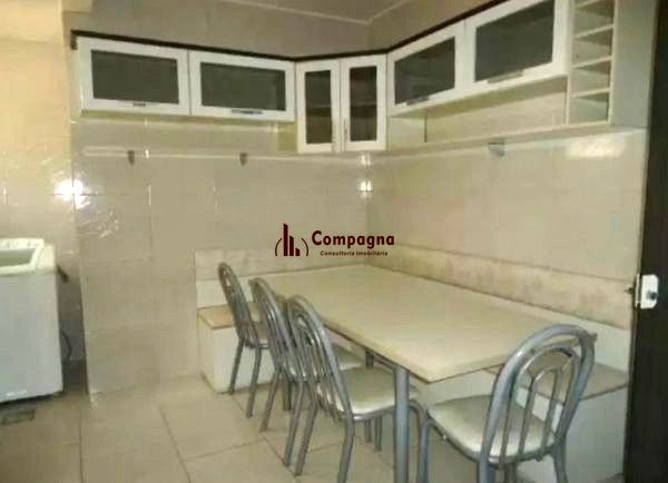 Apartamento no bairro Medianeira de 3 dormitórios DESOCUPADO — foto 5