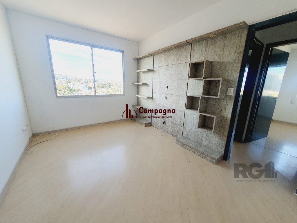 Apartamento de 2 dormitórios e vaga no Cristal DESOCUPADO