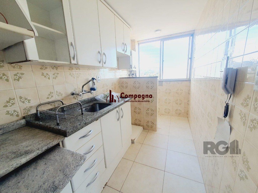Apartamento de 2 dormitórios e vaga no Cristal DESOCUPADO — foto 3