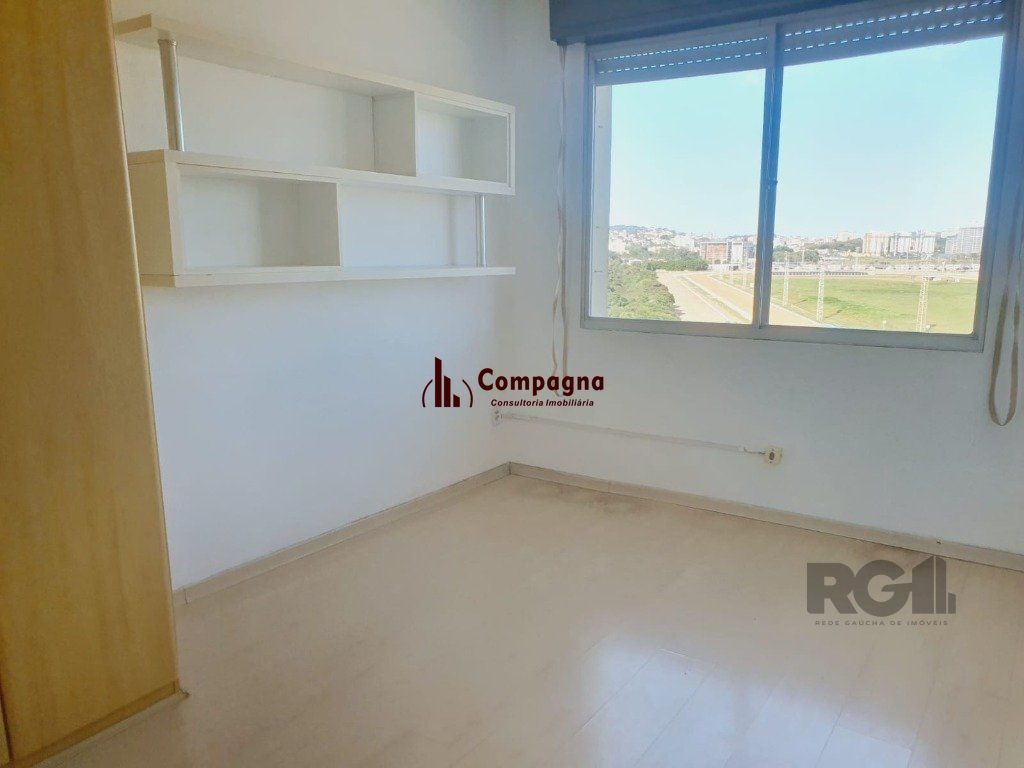 Apartamento de 2 dormitórios e vaga no Cristal DESOCUPADO — foto 5