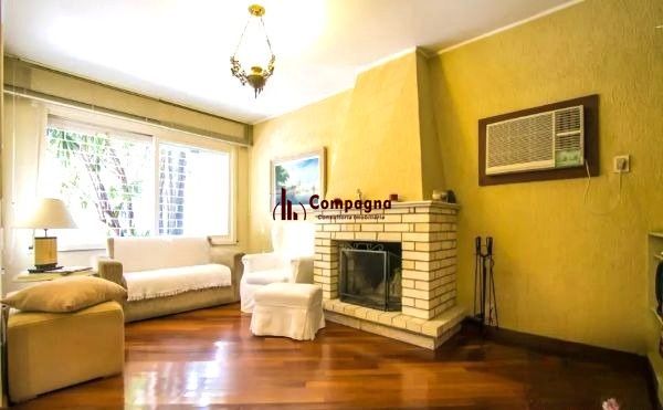 Casa sobrado no Petrópolis com 7 dormitórios e 4 vagas — foto 2