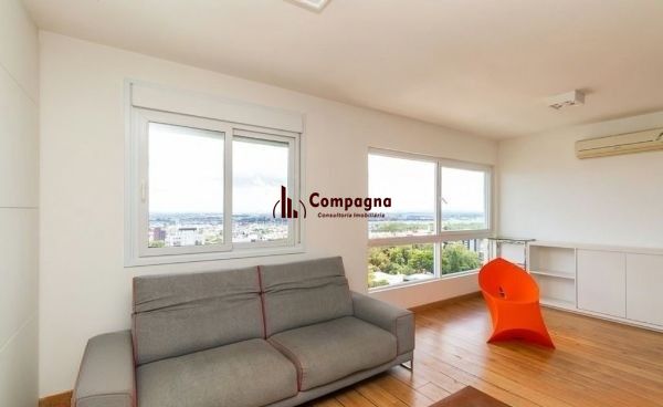 Apartamento no bairro Higienópolis de 2 dormitórios e 2 vagas