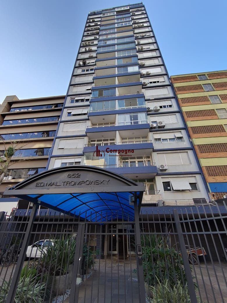 Loja com 143m² no bairro Centro Histórico em Porto Alegre — foto 2