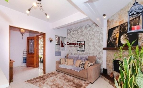 Casa no bairro Tristeza de 4 dormitórios e 4 vagas — foto 4