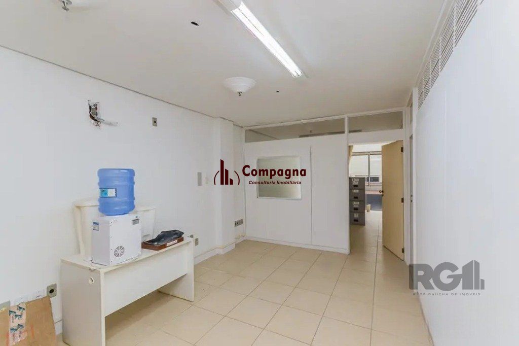 Sala Comercial à venda, 80m², Centro Histórico - Porto Alegre — foto 3