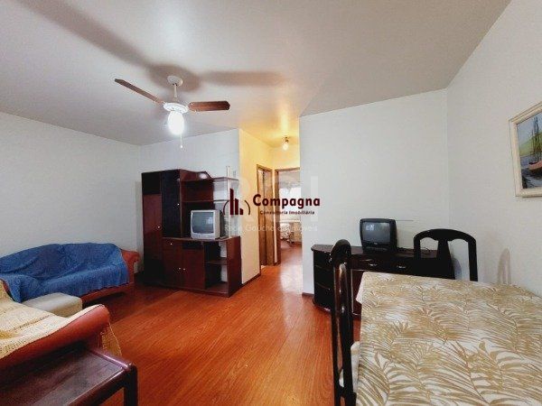 Apartamento no Petrópolis de 1 dormitório — foto 3