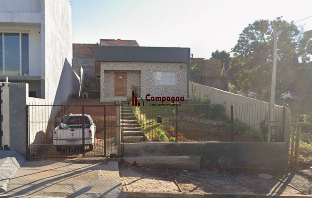 Casa no Parque Santa Fé de 2 dormitórios