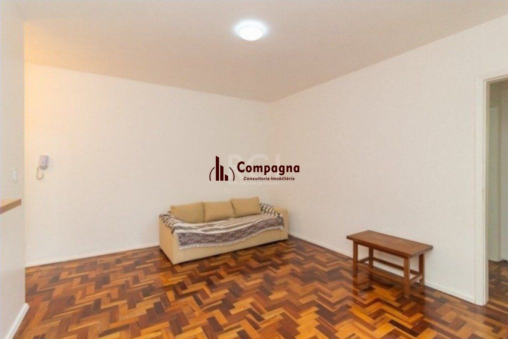 Apartamento no Petrópolis de 2 dormitórios — foto 2