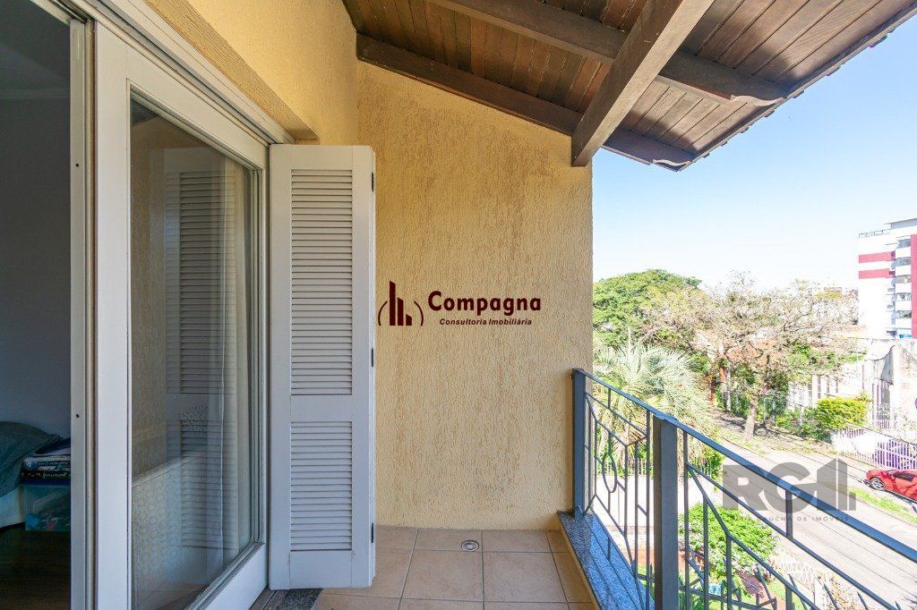 Casa sobrado no jardim Botânico com 5 dormitórios e 4 vagas — foto 5