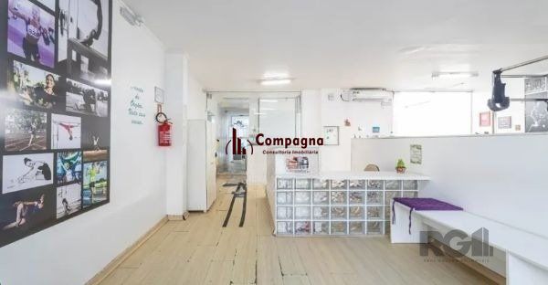 Casa no bairro Petrópolis de 3 dormitórios e 2 vagas — foto 4