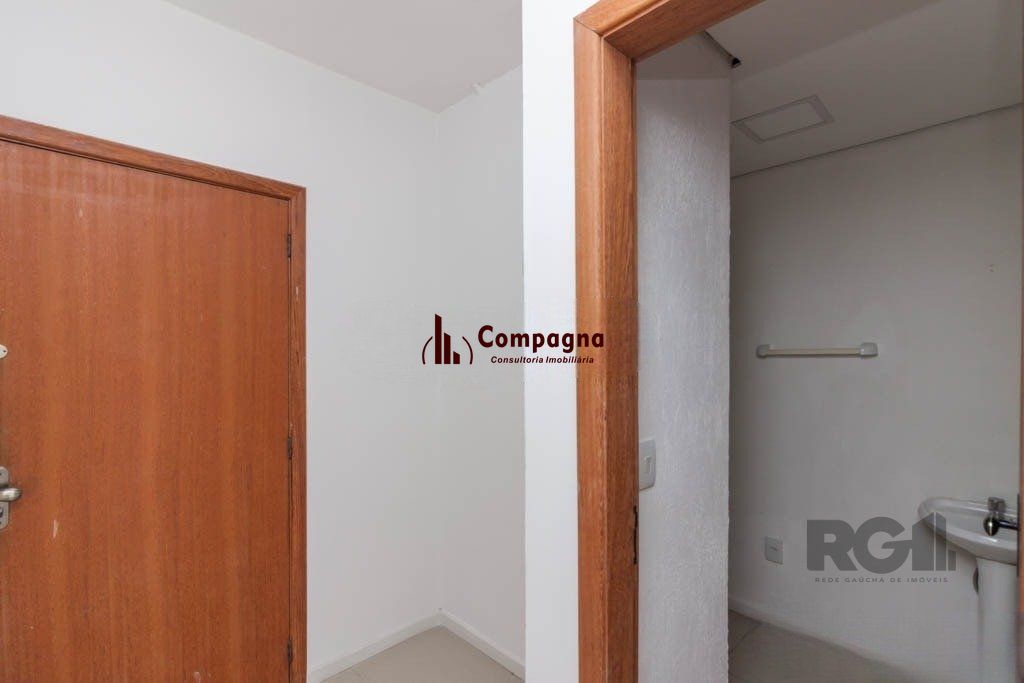 Sala Comercial à venda, 32m², São João - Porto Alegre — foto 4