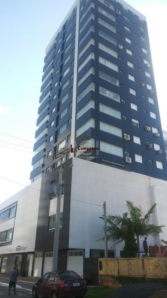 Apartamento alto padrão em Tramandai de 2 dormitórios e 2 vagas — foto 2