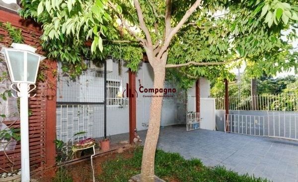 Casa no bairro Tristeza de 4 dormitórios e 4 vagas — foto 2