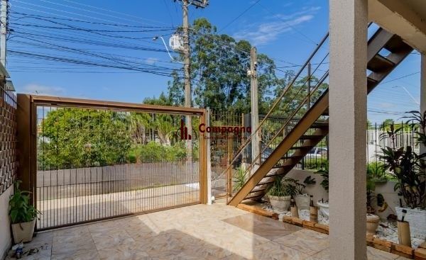 Casa sobrado na Hípica de 4 dormitórios e 2 vagas — foto 3