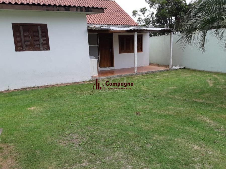 Casa no Centro de Tramandai com pátio — foto 2