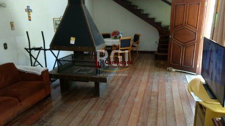 Casa para Venda - 300m², 4 dormitórios, 4 vagas - Nonoai — foto 3