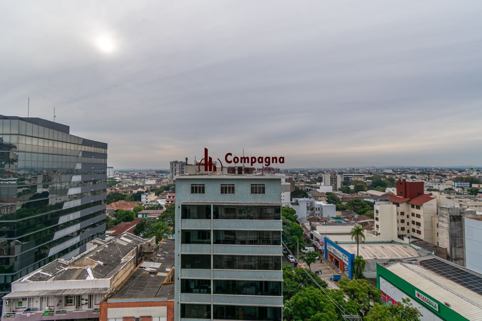 Apartamento 3 quartos à venda, 98m², Floresta - Porto Alegre — foto 2