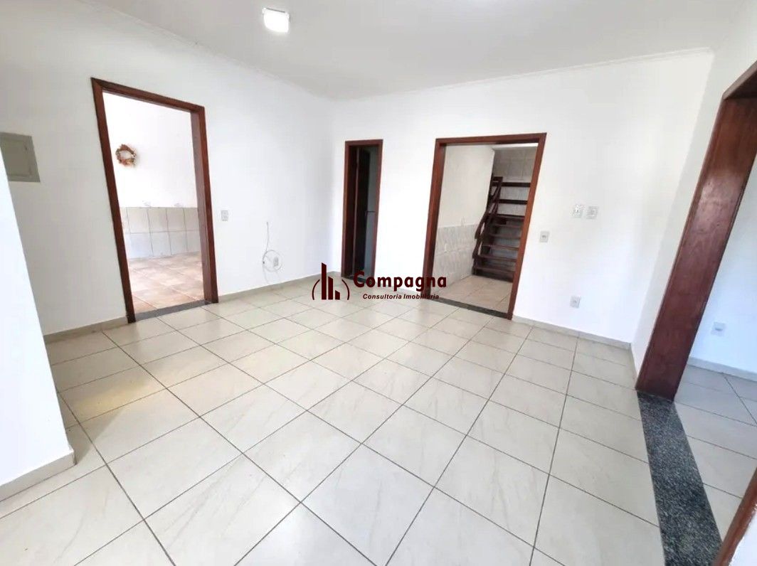 Casa sobrado no bairro Cristal de 3 domitórios e 3 vagas — foto 5