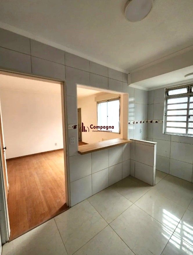 Apartamento de 2 dormitórios e vaga rotativa DESOCUPADO — foto 3