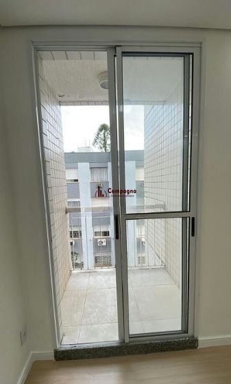 Apartamento no bairro Cristal de 2 dormitórios infra e vaga — foto 4