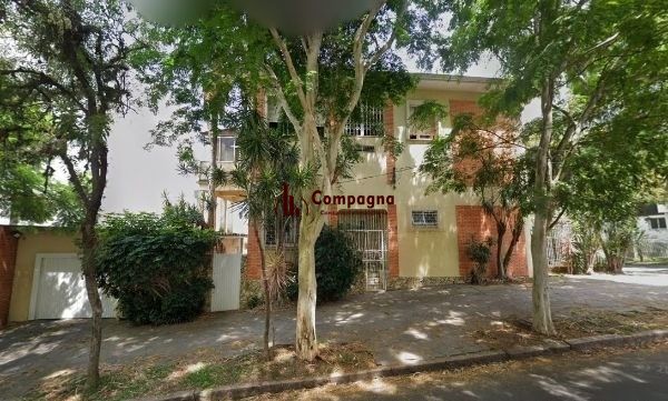 Casa sobrado no Petrópolis com 7 dormitórios e 4 vagas