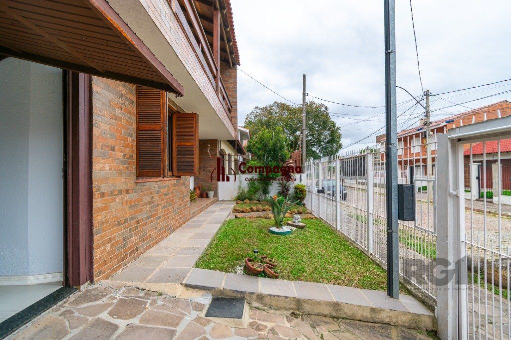 Casa no Jardim Itu com 5 dormitórios e 2 vagas e piscina — foto 2