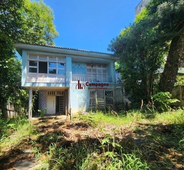 Terreno no bairro Petrópolis com 733m²