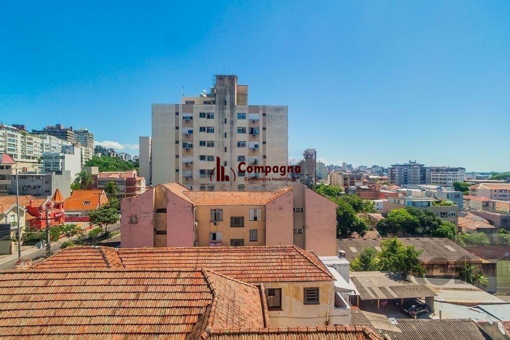 Sala Comercial à venda, 75m², Floresta - Porto Alegre — foto 2