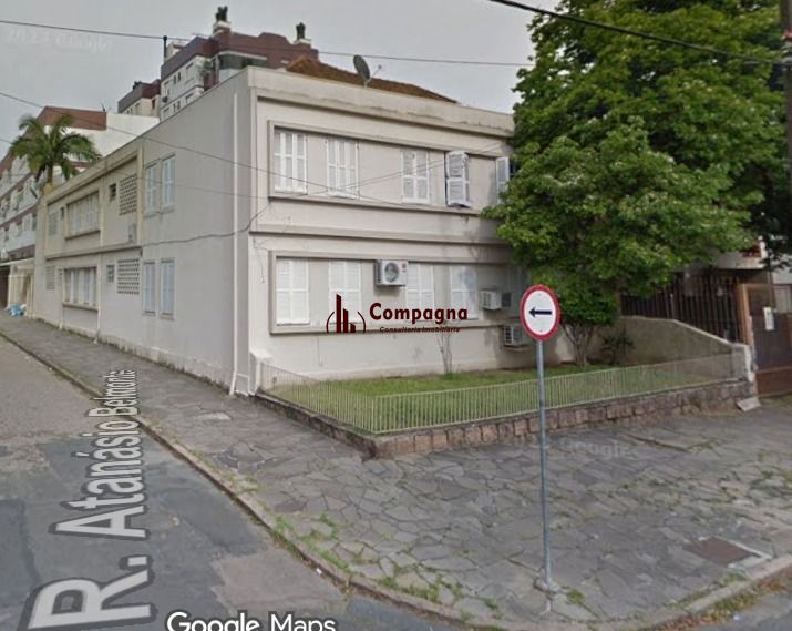 Apartamento 02 dormitórios com churrasqueira, no bairro Passo da Areia, em Porto Alegre.