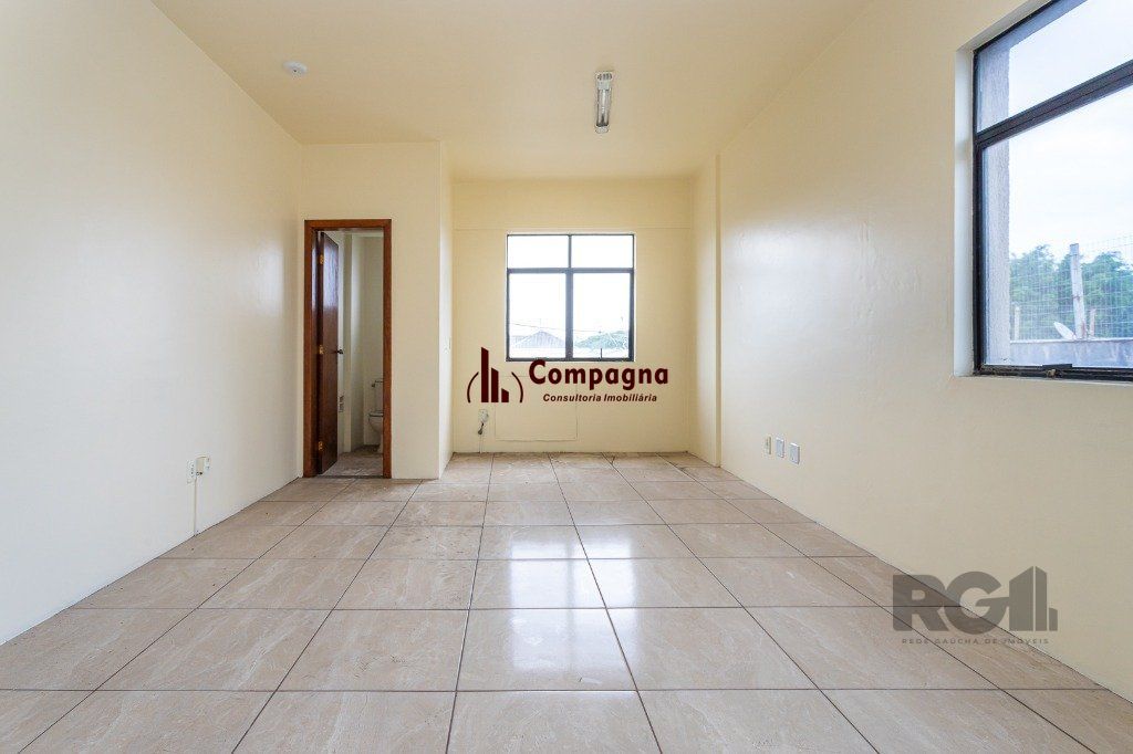 Sala Comercial à venda, 27m², São João - Porto Alegre — foto 2