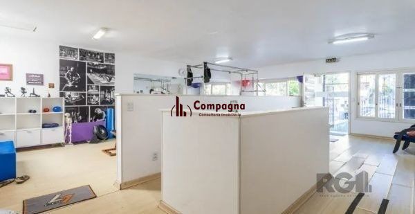 Casa no bairro Petrópolis de 3 dormitórios e 2 vagas — foto 5