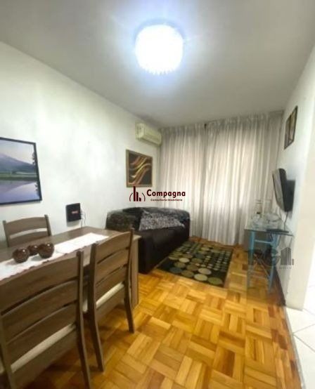 Apartamento de 1 dormitório térreo desocupado na Vila Ipiranga