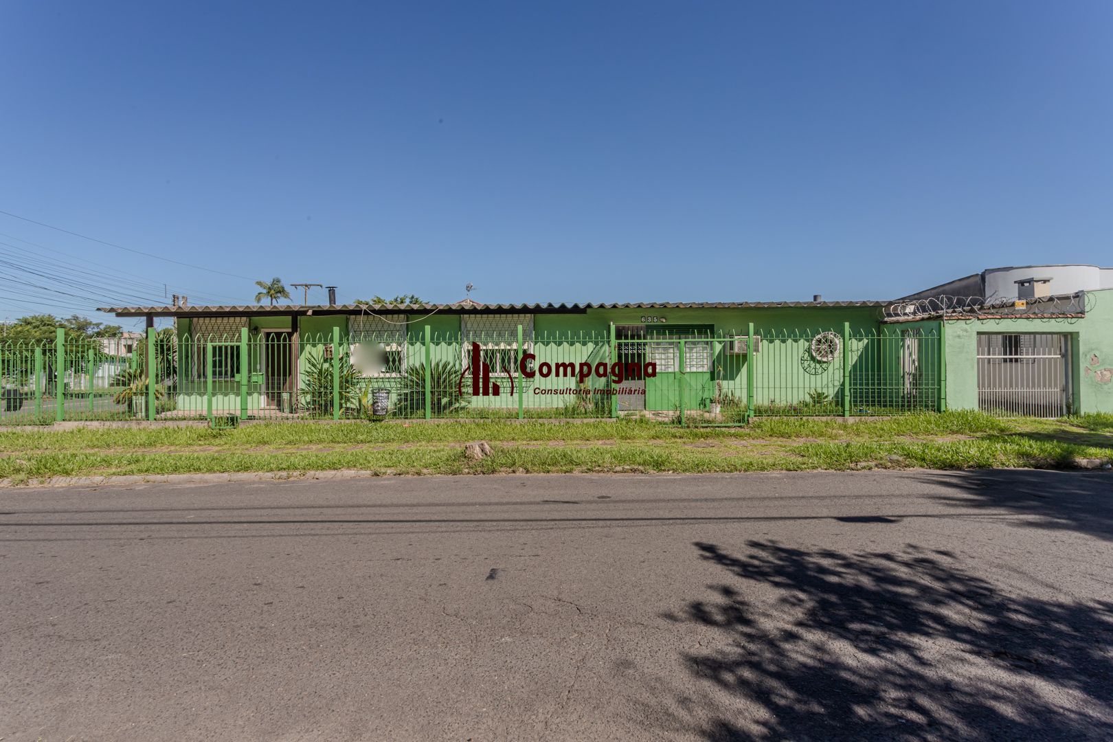 Casa 4 quartos à venda, 200m², Rubem Berta - Porto Alegre