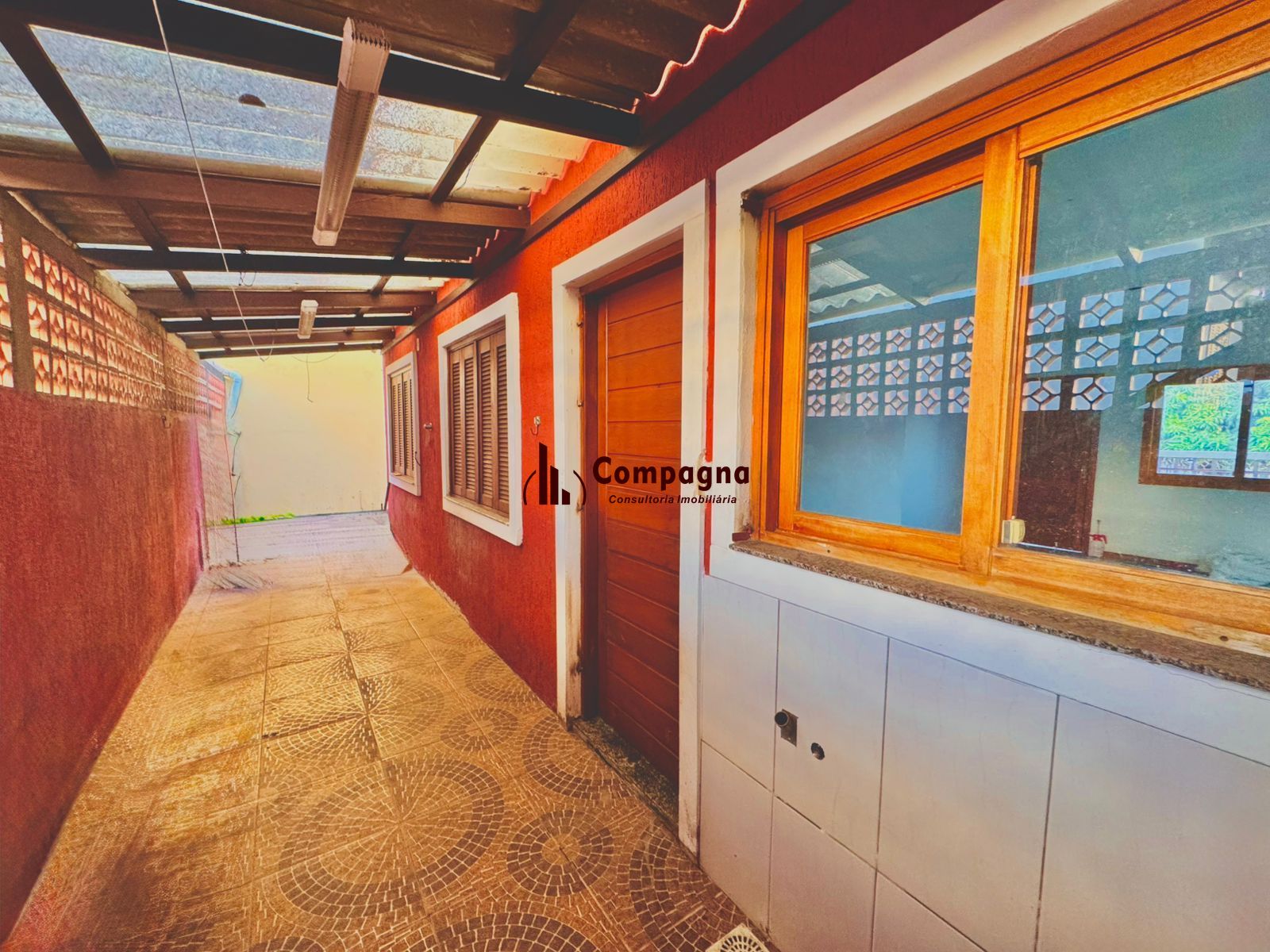 Casa 3 quartos à venda, 68m², Jardim Algarve - Alvorada — foto 2