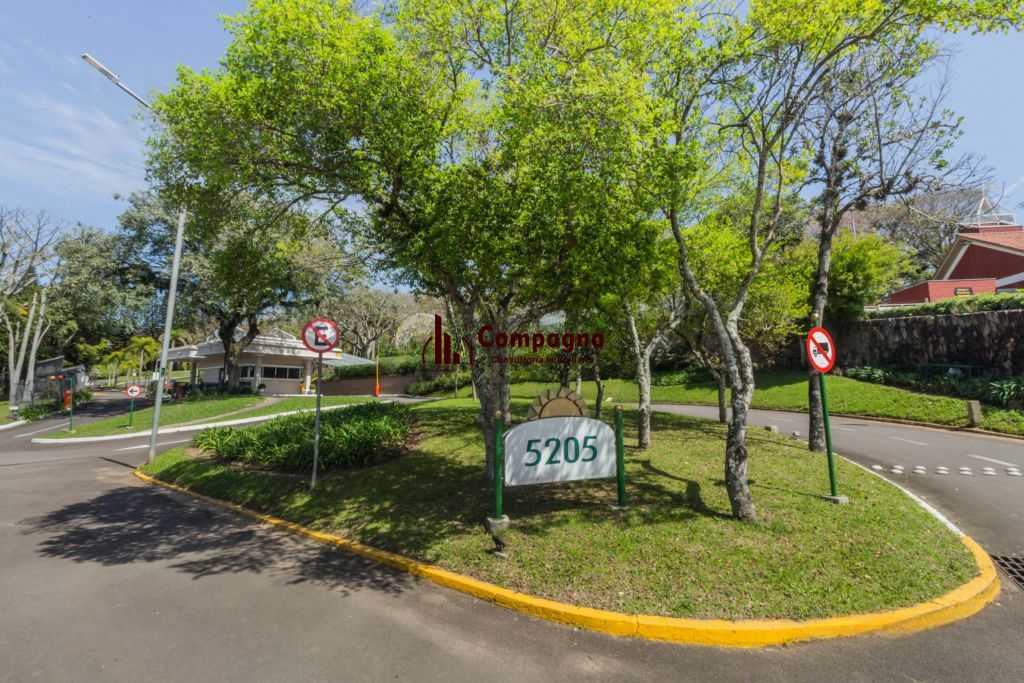 Casa em condominio, 3 quartos, 3 suítes 2 vagas e piscina na Cavalhada. — foto 2
