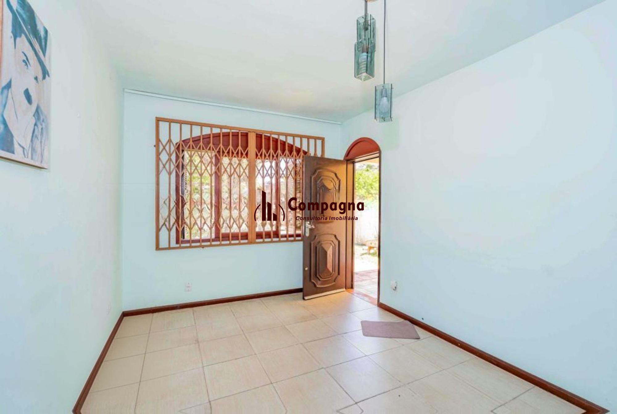 Casa de 2 quartos, 2 banheiros,pátio,churrasqueira, 7 vagas no bairro Guarujá. — foto 3