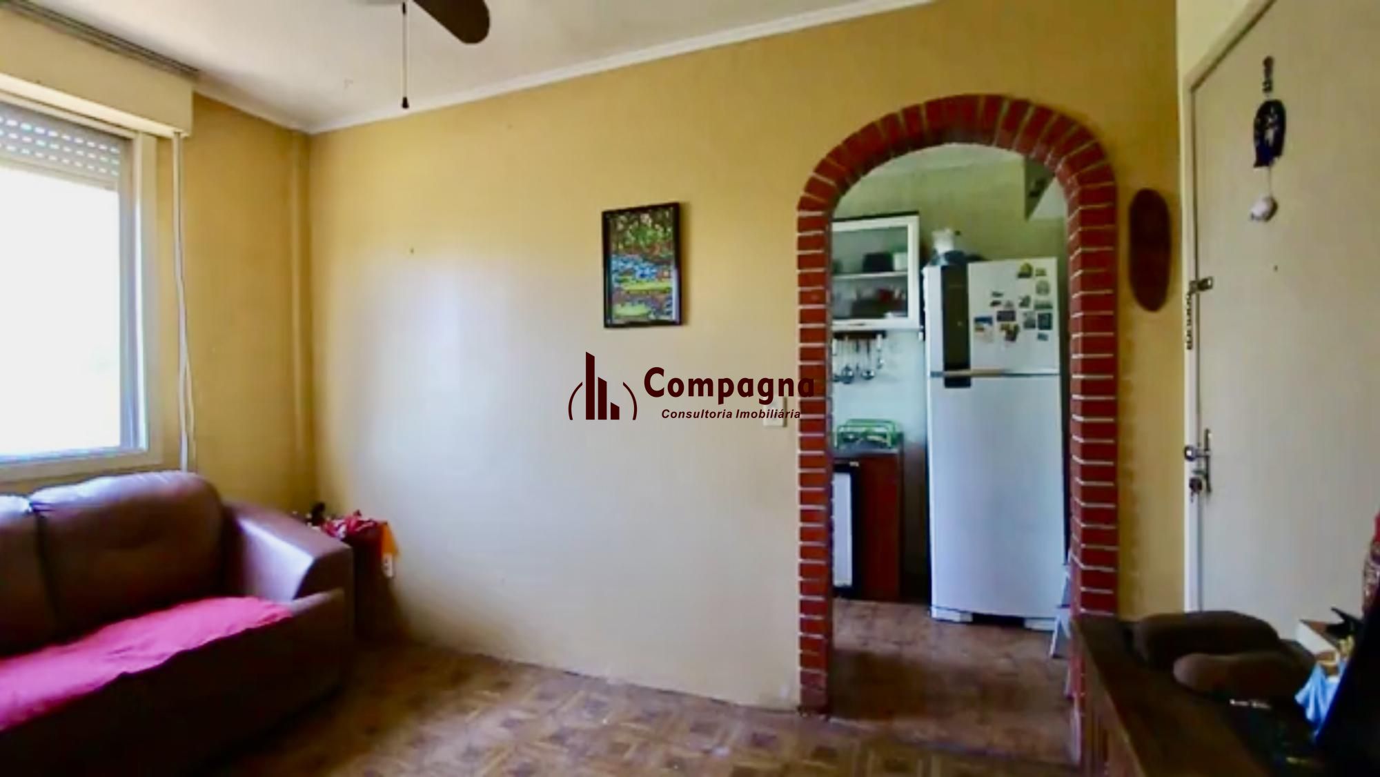 Apartamento de 2 dormitórios Segundo andar Bairro Camaqua em Porto Alegre