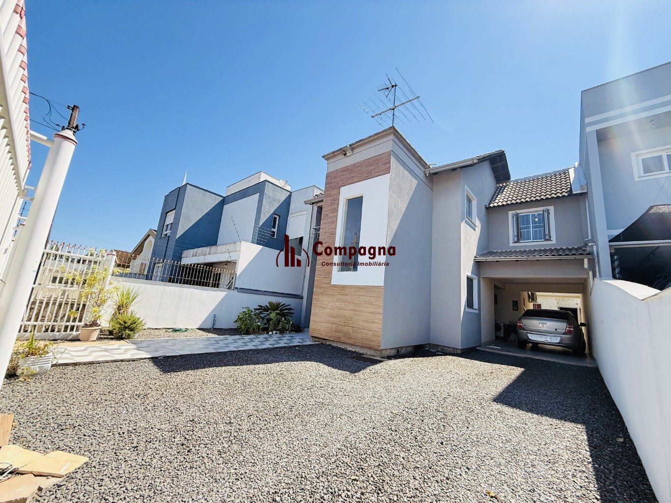 Casa de 4 dormitórios e 3 vagas de garagem em Canoas. — foto 2