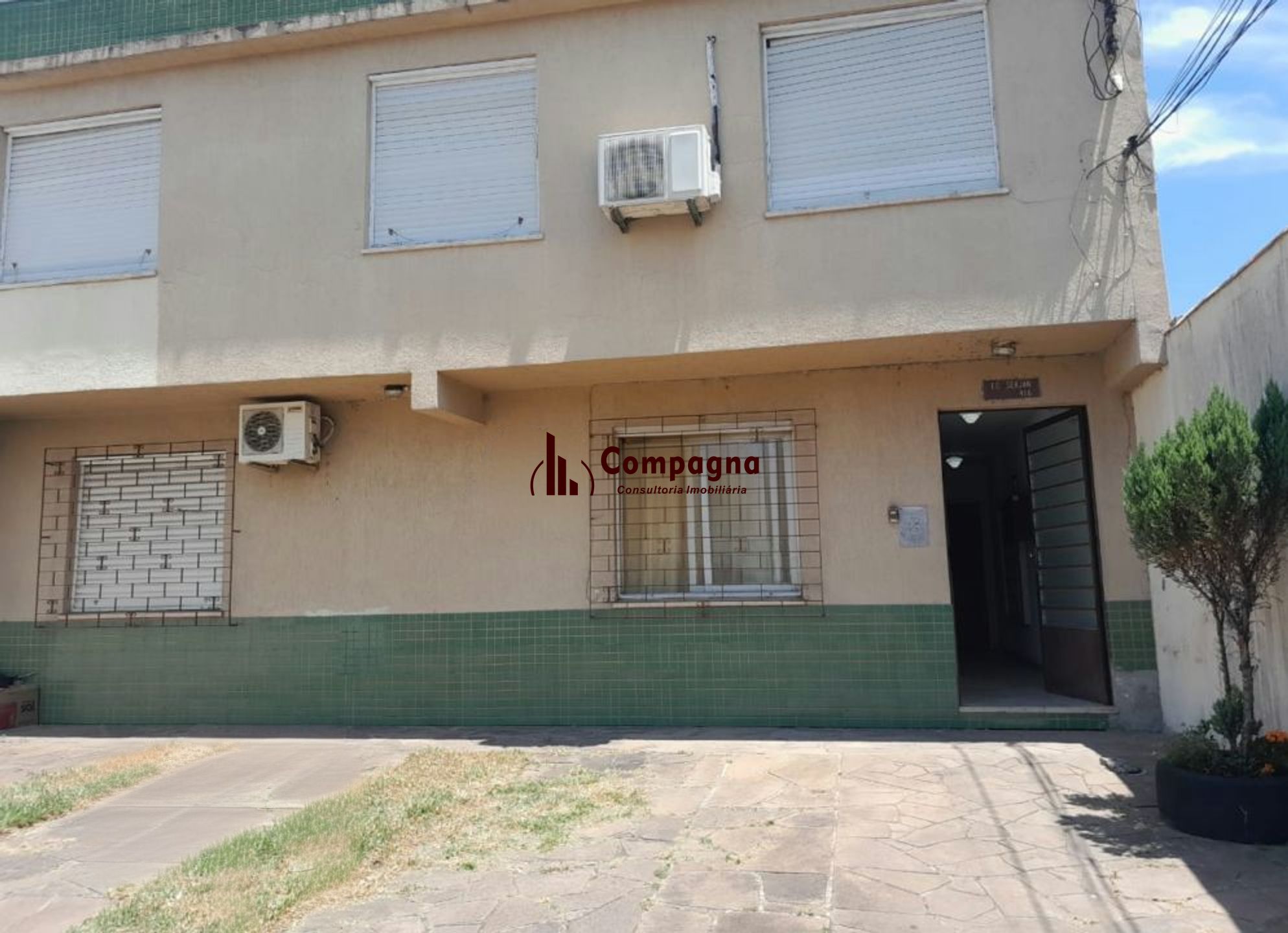 Apartamento 2 dormitórios, 117m² com vaga no Sarandi em Porto Alegre