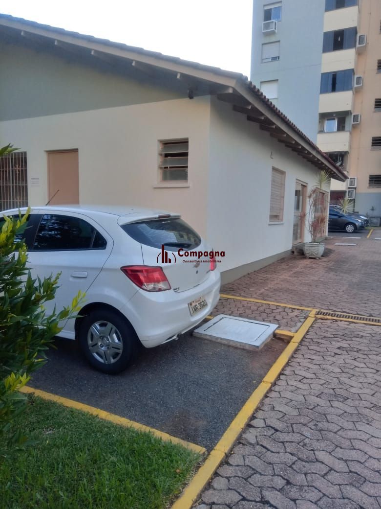 Apartamento de 2 dormitórios, 1 vaga, elevador no bairro Sarandi — foto 4