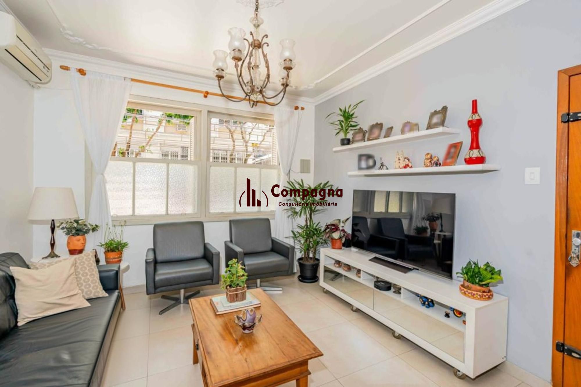 Apartamento Garden, 3 dormitórios, 1 suíte e churrasqueira no bairro Santana.