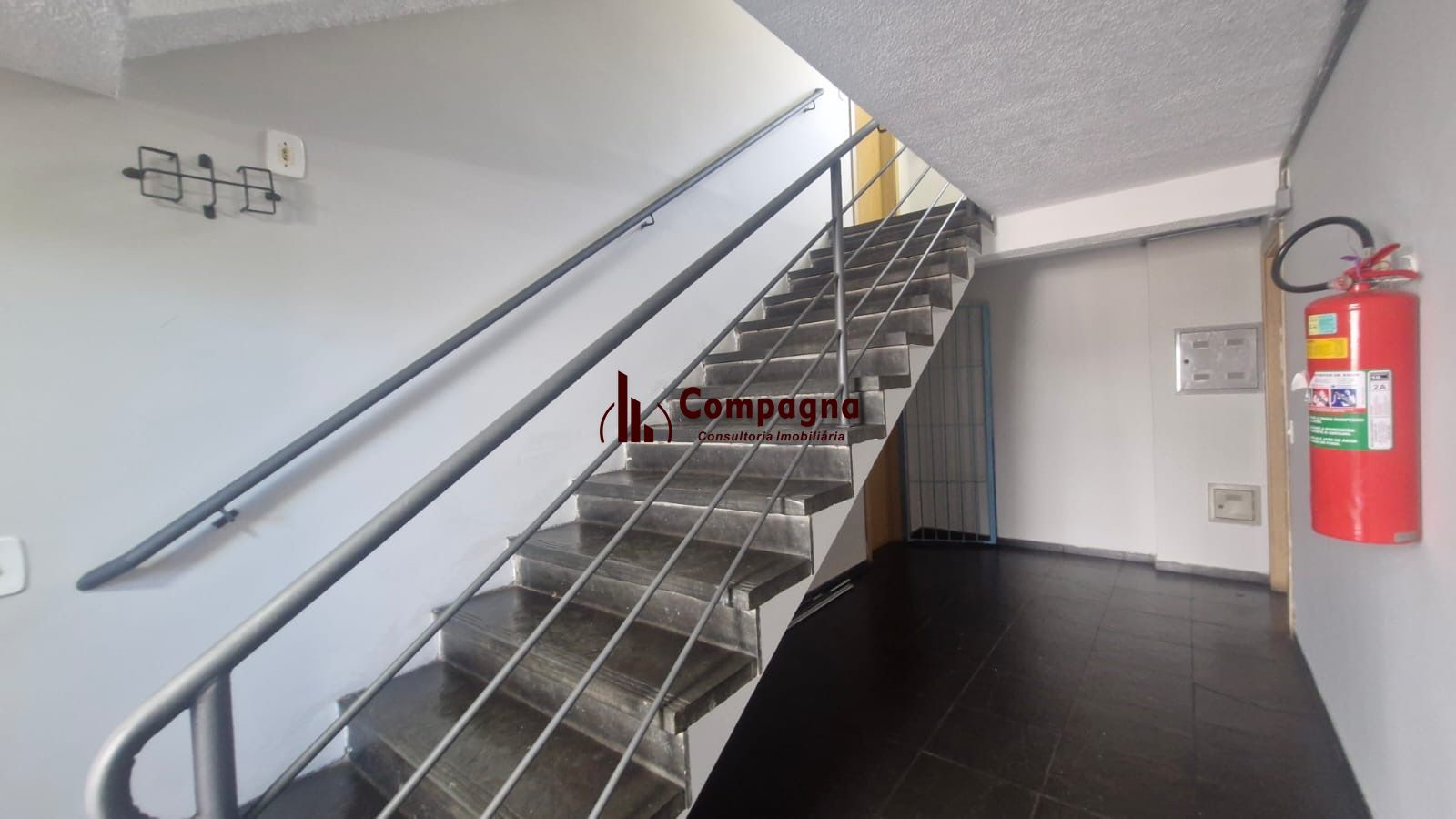Apartamento  2 quartos com vaga no Bairro Jardim Leopoldina Porto Alegre — foto 3
