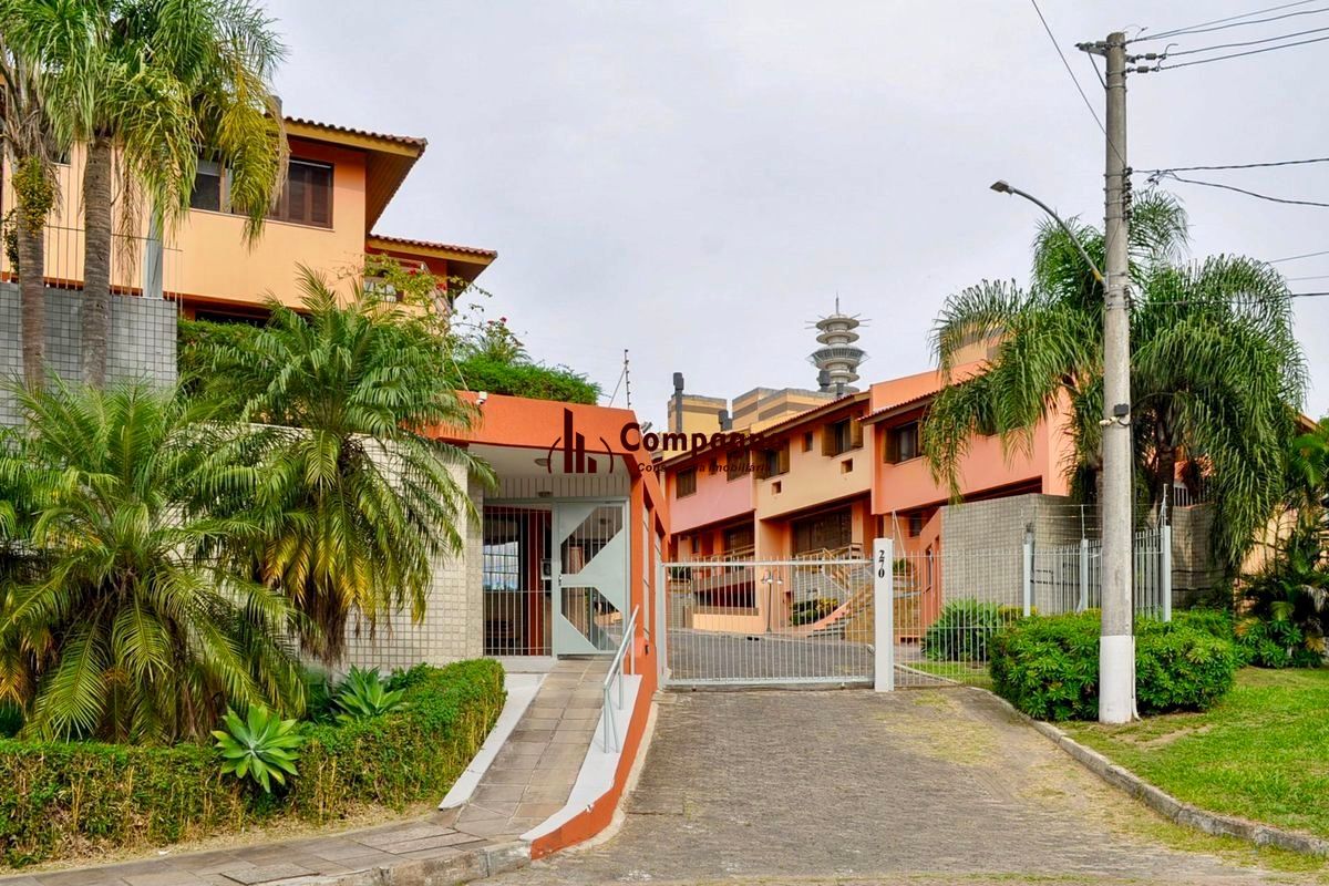 Ótima Casa condomínio pronta para morar, semi mobiliada, Bairro Menino Deus — foto 2