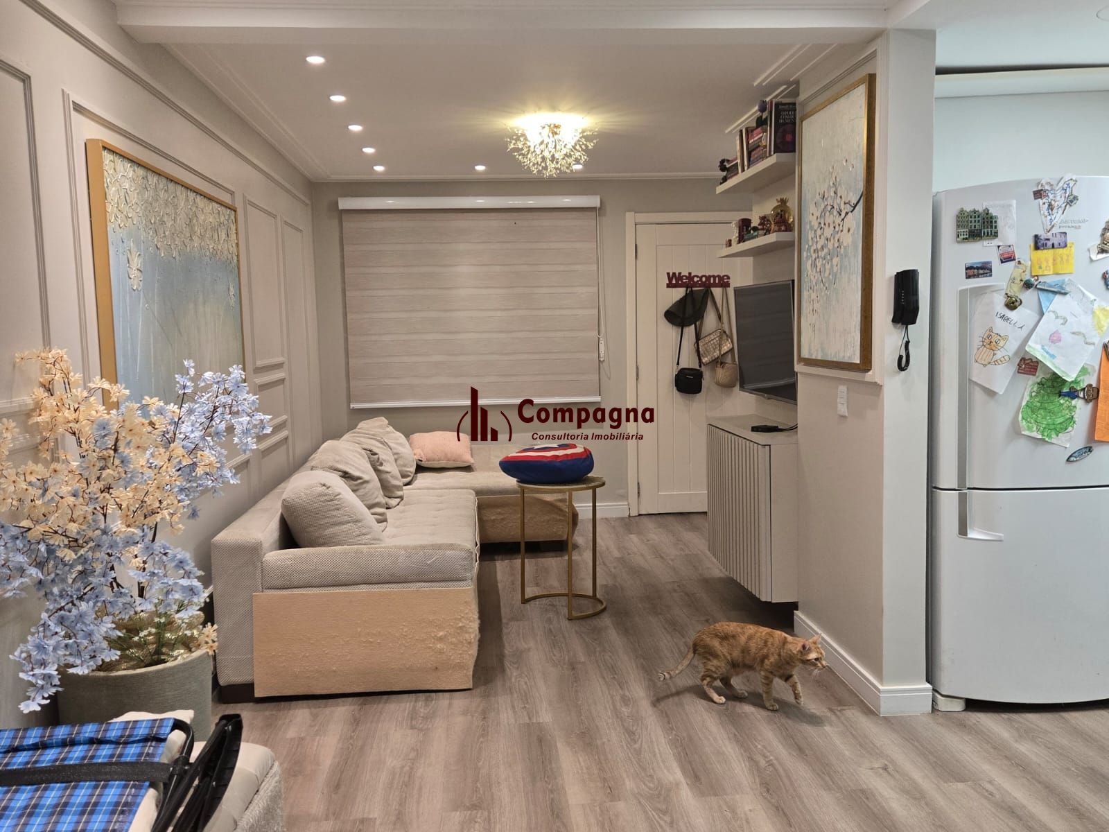 Casa de 2 dormitórios e 2 vagas de garagem em Canoas.