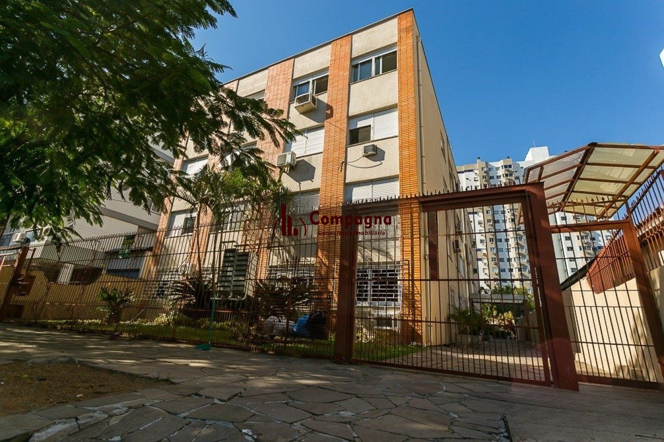Apartamento semi mobiliado 3 dormitórios no bairro Santana — foto 2