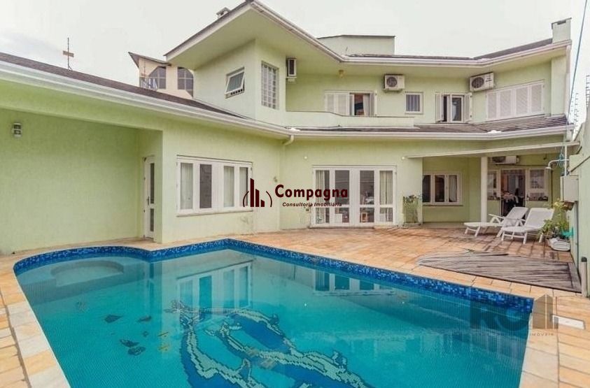 Casa com 4 suítes no Bairro Jardim Itu